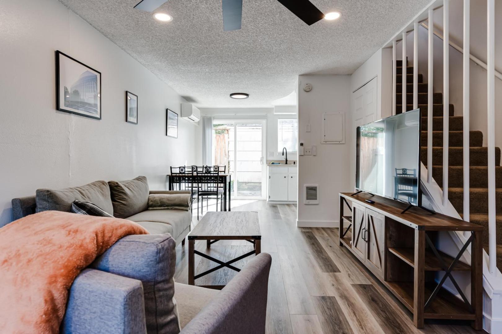 Modern Retreat Near Uofo, Autzen Stadium, Amazon Park #2 Γιουτζίν Εξωτερικό φωτογραφία